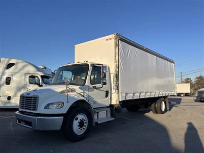 Freightliner M2 106 26 ft Box Truck - 240HP, 9 Speed Automatic, Roll up Door