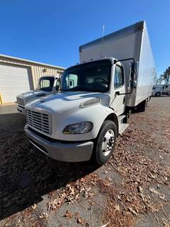 Freightliner M2 106 26 ft Box Truck - 240HP, 9 Speed Automatic, Roll up Door, Liftgate