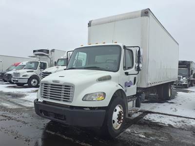Freightliner M2 106 26 ft Box Truck - 240HP, 9 Speed Automatic, Roll up Door, Liftgate