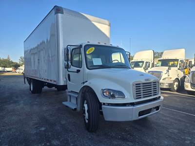 Freightliner M2 106 26 ft Box Truck - 280HP, 6 Speed Automatic, Roll up Door, Liftgate