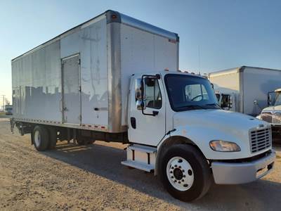 Freightliner M2 106 26 ft Box Truck - 240HP, 9 Speed Automatic, Roll up Door, Liftgate