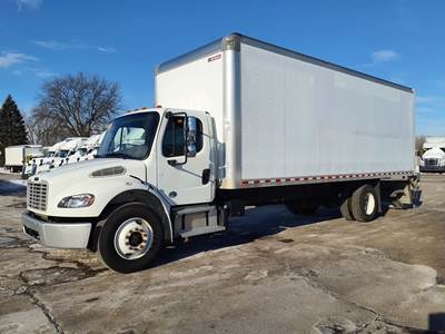 Freightliner M2 106 26 ft Box Truck - 240HP, 9 Speed Automatic, Roll up Door, Liftgate