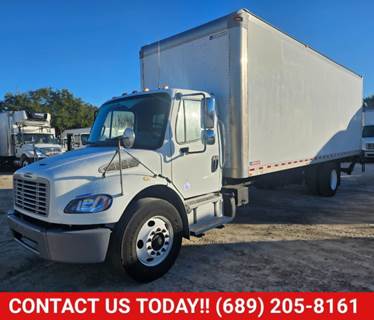 Freightliner M2 106 26 ft Box Truck - 240HP, 9 Speed Automatic, Roll up Door, Liftgate