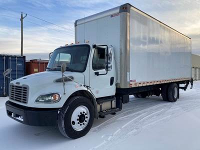 Freightliner M2 106 26 ft Box Truck - 230HP, 6 Speed Automatic, Roll up Door, Liftgate