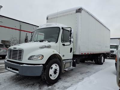 Freightliner M2 106 26 ft Box Truck - 230HP, 6 Speed Automatic, Roll up Door, Liftgate