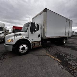 Freightliner M2 106 20 ft Box Truck - 240HP, 6 Speed Automatic, Tri-Fold Door, Liftgate