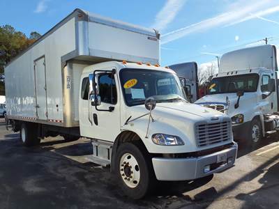 Freightliner M2 106 26 ft Box Truck - 240HP, 6 Speed Automatic, Roll up Door, Liftgate