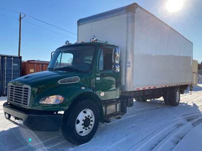 Freightliner M2 106 26 ft Box Truck - 240HP, 6 Speed Automatic, Roll up Door, Liftgate