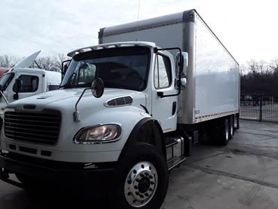 Freightliner M2 106 26 ft Box Truck - 350HP, 6 Speed Automatic, Roll up Door, Liftgate