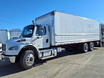 Freightliner M2 106 26 ft Box Truck - 350HP, 6 Speed Automatic, Roll up Door, Liftgate