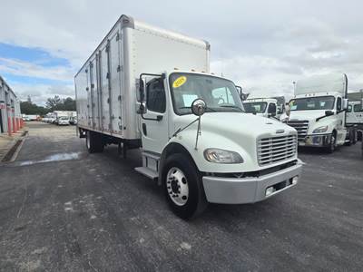 Freightliner M2 106 26 ft Box Truck - 260HP, 4 Speed Automatic, Roll up Door, Liftgate