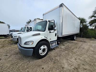 Freightliner M2 106 26 ft Box Truck - 230HP, 6 Speed Automatic, Roll up Door, Liftgate