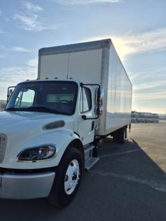 Freightliner M2 106 26 ft Box Truck - 240HP, 6 Speed Automatic, Roll up Door, Liftgate