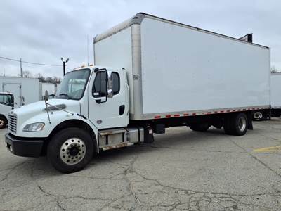 Freightliner M2 106 26 ft Box Truck - 280HP, 6 Speed Automatic, Roll up Door