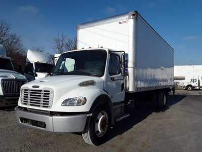 Freightliner M2 106 26 ft Box Truck - 230HP, 6 Speed Automatic, Roll up Door, Liftgate