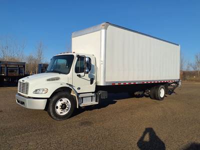Freightliner M2 106 26 ft Box Truck - 280HP, 9 Speed Automatic, Roll up Door, Liftgate