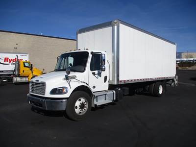 Freightliner M2 106 26 ft Box Truck - 240HP, 6 Speed Automatic, Roll up Door, Liftgate