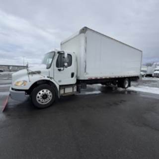 Freightliner M2 106 26 ft Box Truck - 230HP, 6 Speed Automatic, Roll up Door, Liftgate