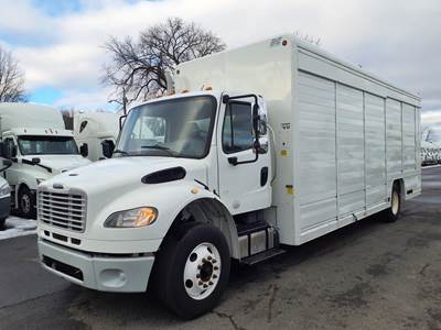 Freightliner M2 106 24 ft Box Truck - 270HP, 6 Speed Manual, Roll up Door