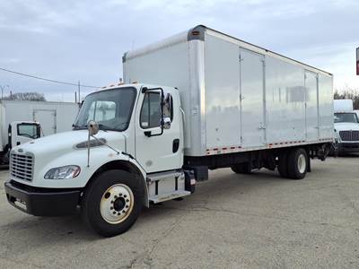 Freightliner M2 106 26 ft Box Truck - 240HP, 6 Speed Automatic, Roll up Door, Liftgate