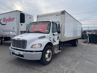 Freightliner M2 106 28 ft Box Truck - 240HP, 6 Speed Automatic, Liftgate