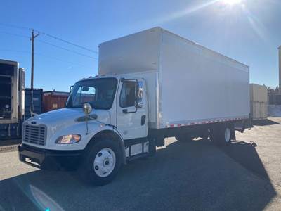 Freightliner M2 106 26 ft Box Truck - 230HP, 6 Speed Automatic, Roll up Door, Liftgate