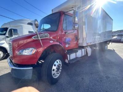 Freightliner M2 106 26 ft Box Truck - 330HP, 6 Speed Automatic, Roll up Door, Liftgate