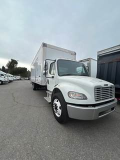 Freightliner M2 106 26 ft Box Truck - 240HP, 9 Speed Automatic, Roll up Door, Liftgate