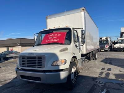 Freightliner M2 106 26 ft Box Truck - 240HP, 9 Speed Automatic, Roll up Door, Liftgate