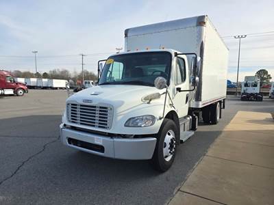 Freightliner M2 106 18 ft Box Truck - 260HP, 6 Speed Automatic, Roll up Door