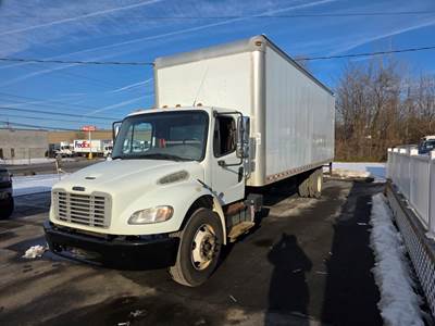 Freightliner M2 106 26 ft Box Truck - 280HP, 6 Speed Automatic, Roll up Door