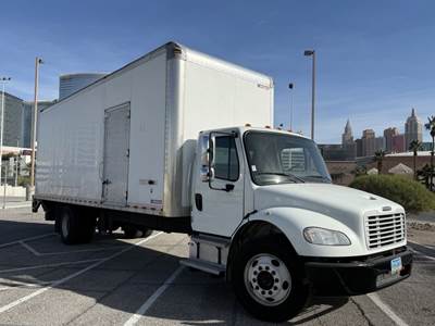 Freightliner M2 106 26 ft Box Truck - 240HP, 9 Speed Automatic, Roll up Door, Liftgate