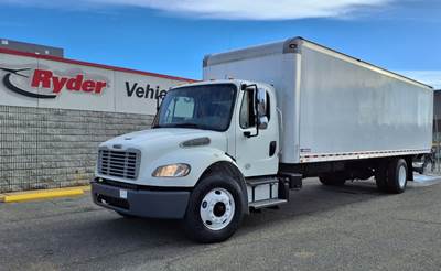 Freightliner M2 106 29 ft Box Truck - 240HP, 6 Speed Automatic, Roll up Door, Liftgate