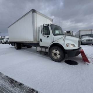 Freightliner M2 106 26 ft Box Truck - 260HP, 6 Speed Automatic, Roll up Door, Liftgate