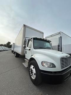 Freightliner M2 106 26 ft Box Truck - 240HP, 6 Speed Manual, Swing Door