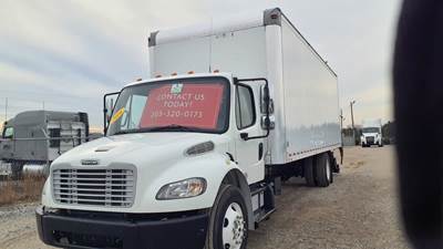 Freightliner M2 106 26 ft Box Truck - 240HP, 9 Speed Automatic, Roll up Door, Liftgate