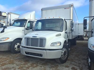 Freightliner M2 106 24 ft Box Truck - 240HP, 9 Speed Automatic, Roll up Door, Liftgate
