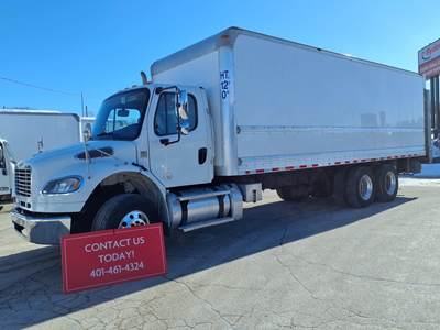 Freightliner M2 106 26 ft Box Truck - 350HP, 6 Speed Automatic, Roll up Door, Liftgate