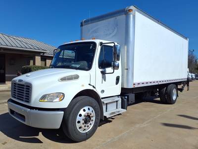 Freightliner M2 106 22 ft Box Truck - 240HP, 9 Speed Automatic, Roll up Door, Liftgate