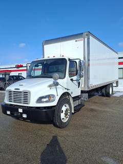 Freightliner M2 106 26 ft Box Truck - 240HP, 6 Speed Automatic, Roll up Door