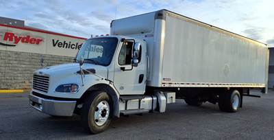 Freightliner M2 106 28 ft Box Truck - 300HP, 6 Speed Manual, Roll up Door, Liftgate