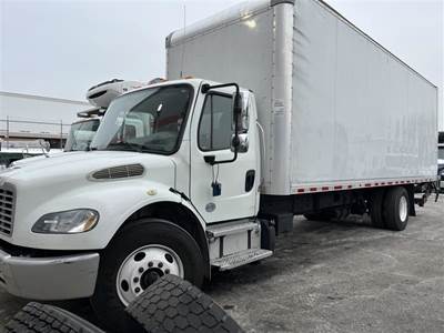 Freightliner M2 106 26 ft Box Truck - 240HP, 9 Speed Automatic, Roll up Door, Liftgate