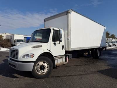 Freightliner M2 106 26 ft Box Truck - 280HP, 6 Speed Automatic, Roll up Door, Liftgate