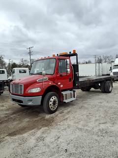Freightliner M2 106 22 ft Box Truck - 300HP, 5 Speed Automatic