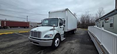 Freightliner M2 106 26 ft Box Truck - 280HP, 6 Speed Automatic, Roll up Door