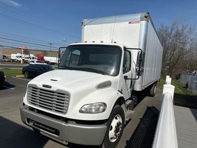 Freightliner M2 106 26 ft Box Truck - 280HP, 9 Speed Automatic, Roll up Door, Liftgate