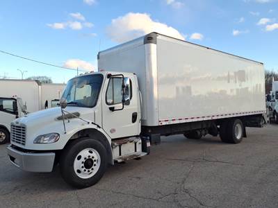 Freightliner M2 106 26 ft Box Truck - 260HP, 6 Speed Automatic, Roll up Door, Liftgate