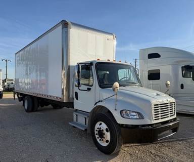 Freightliner M2 106 26 ft Box Truck - 240HP, 6 Speed Automatic, Roll up Door, Liftgate