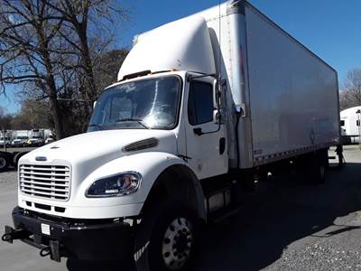 Freightliner M2 106 28 ft Box Truck - 270HP, 6 Speed Automatic, Roll up Door, Liftgate