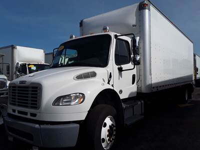 Freightliner M2 106 26 ft Box Truck - 270HP, 6 Speed Automatic, Roll up Door, Liftgate
